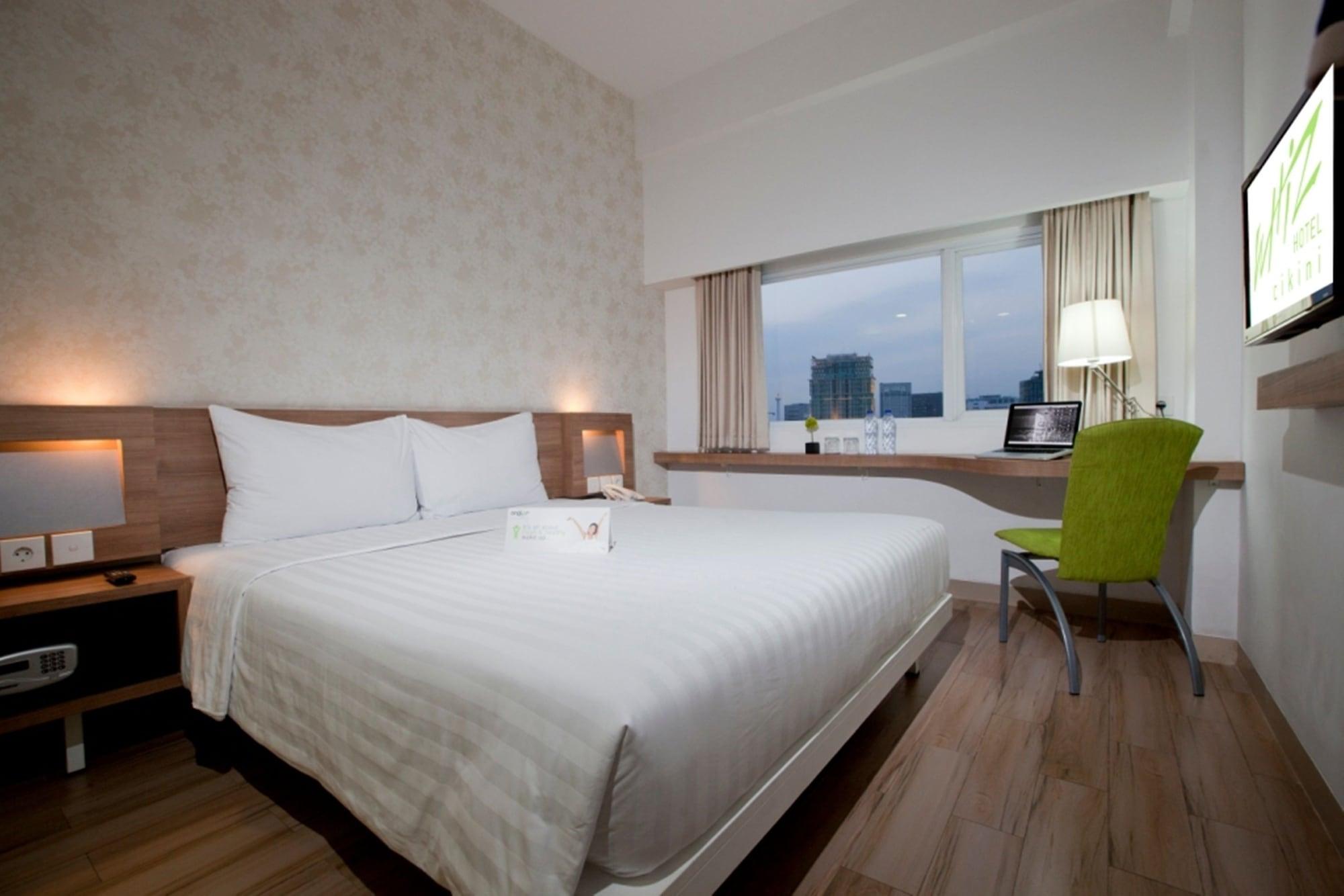 Whiz Hotel Cikini Jacarta Exterior foto