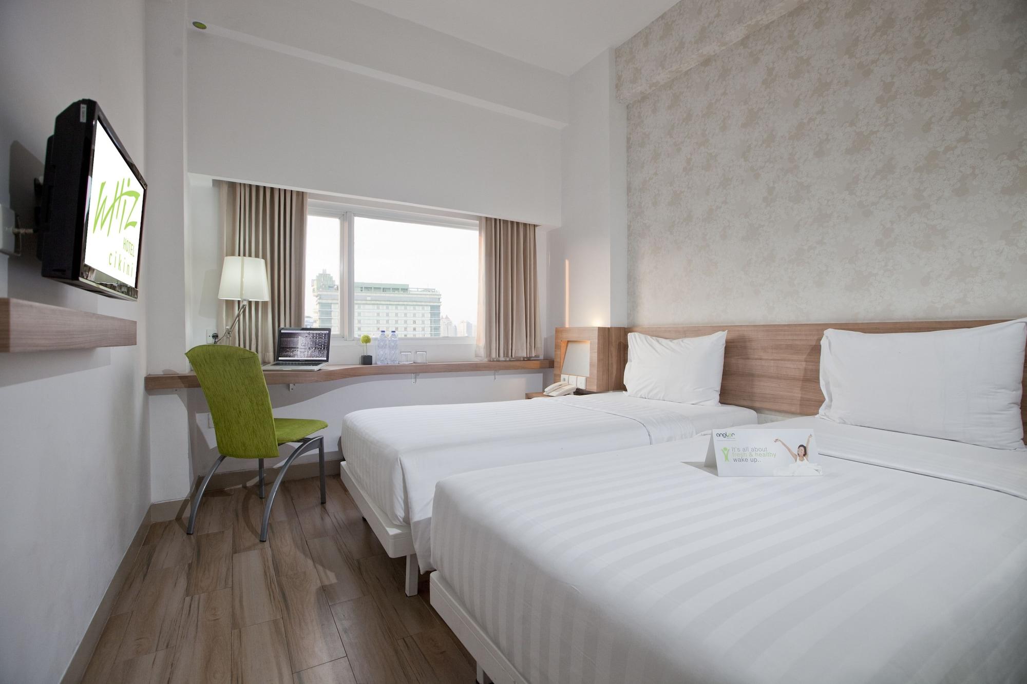 Whiz Hotel Cikini Jacarta Exterior foto