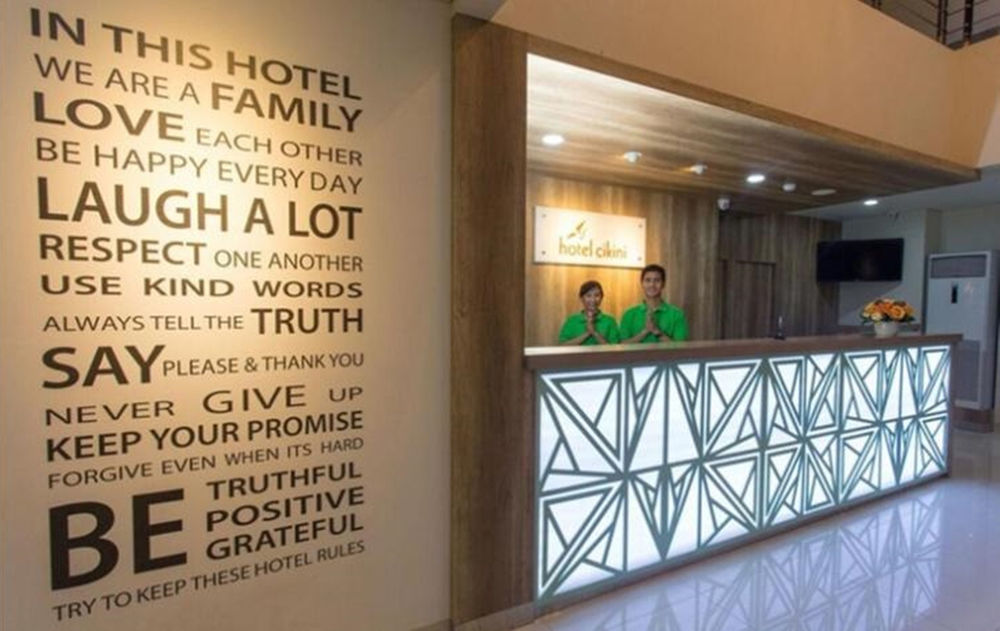 Whiz Hotel Cikini Jacarta Exterior foto