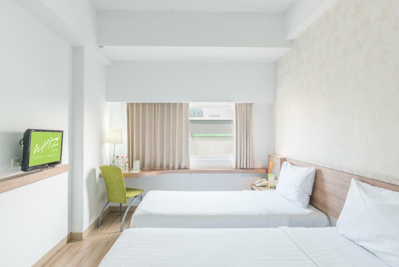 Whiz Hotel Cikini Jacarta Exterior foto